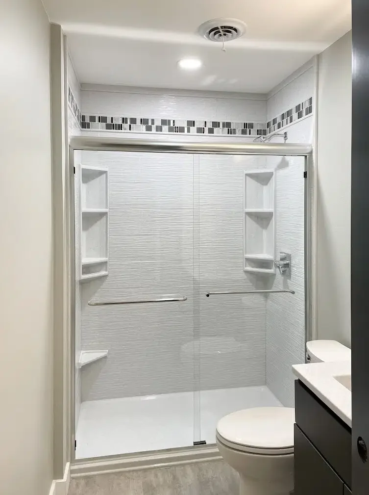 Modern Texture bathroom finish example